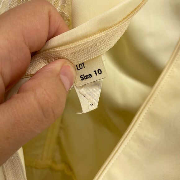 Vintage Dress Women 10 Beige Maxi Long Zipper Long Sleeve Ruffle Crew Neck - Picture 9 of 12